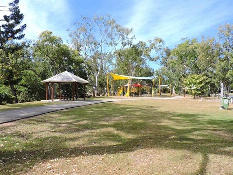 34 Elizabeth Drive, Bucasia QLD 4750