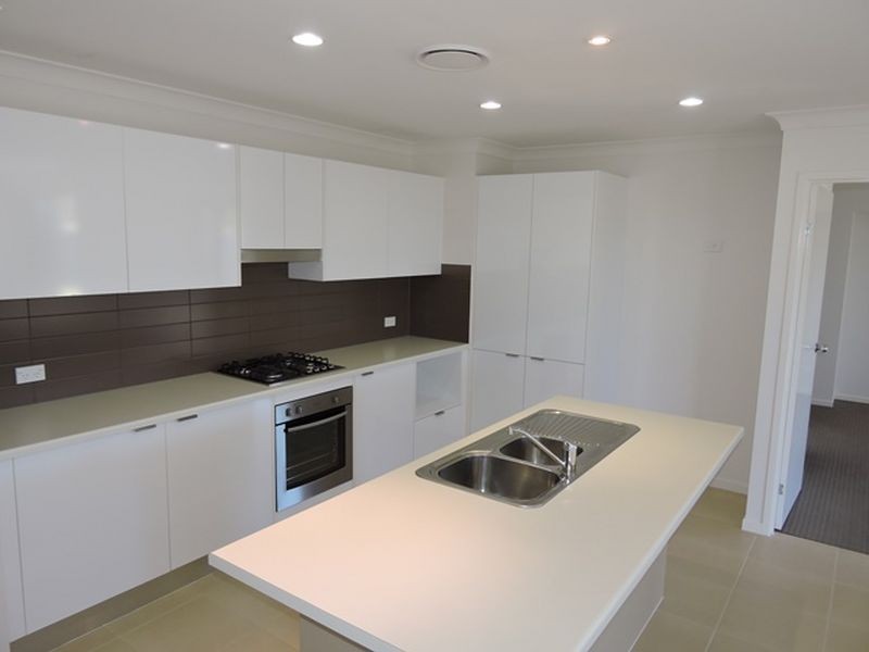 19 Dobinson Street, Bucasia QLD 4750