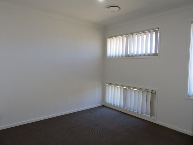 19 Dobinson Street, Bucasia QLD 4750