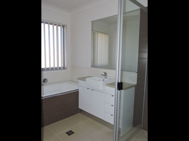 19 Dobinson Street, Bucasia QLD 4750