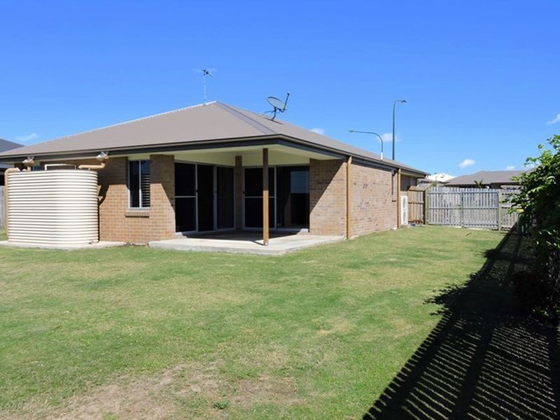 19 Dobinson Street, Bucasia QLD 4750