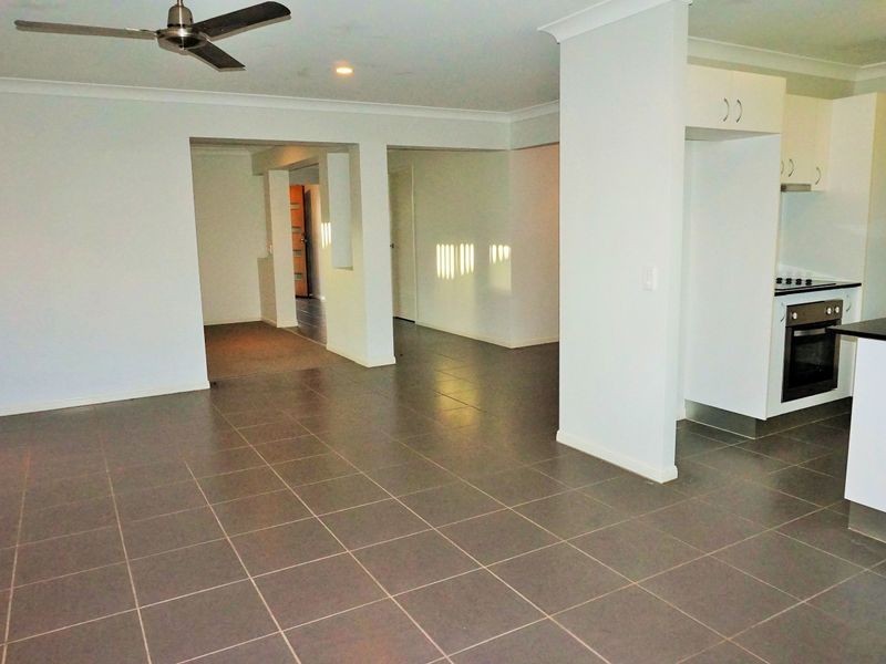 77 Whitehaven Drive, Blacks Beach QLD 4740