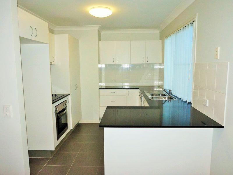 77 Whitehaven Drive, Blacks Beach QLD 4740