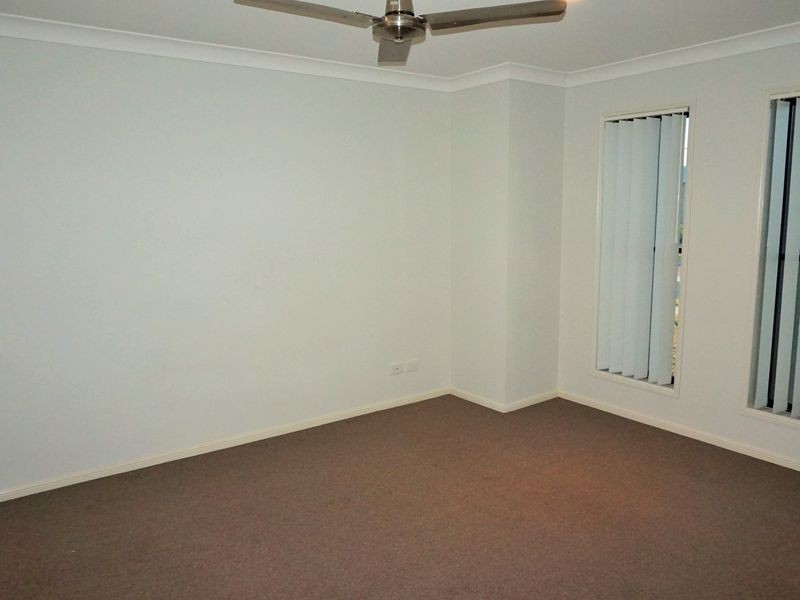 77 Whitehaven Drive, Blacks Beach QLD 4740