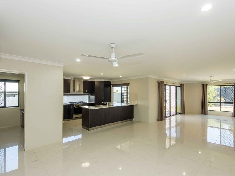 1 McIlwraith Way, Rural View QLD 4740