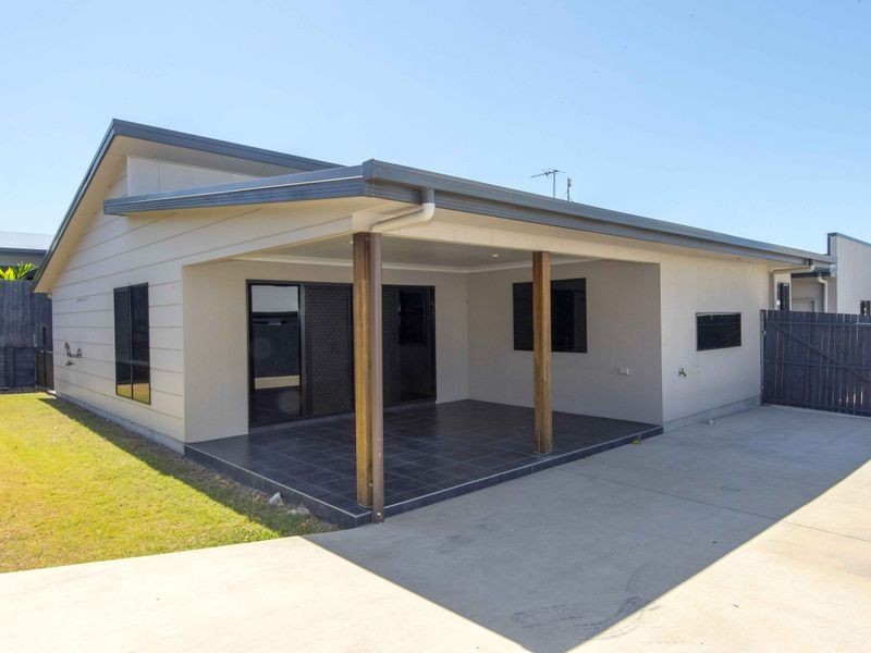 1 McIlwraith Way, Rural View QLD 4740