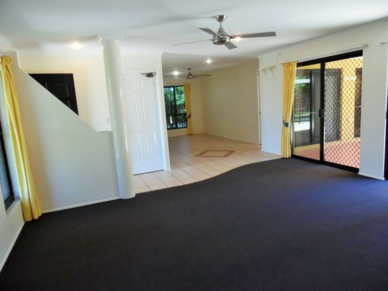 6 Driftwood Court, Rural View QLD 4740