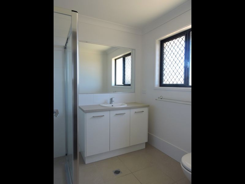 12 Hawkins Street, Bucasia QLD 4750
