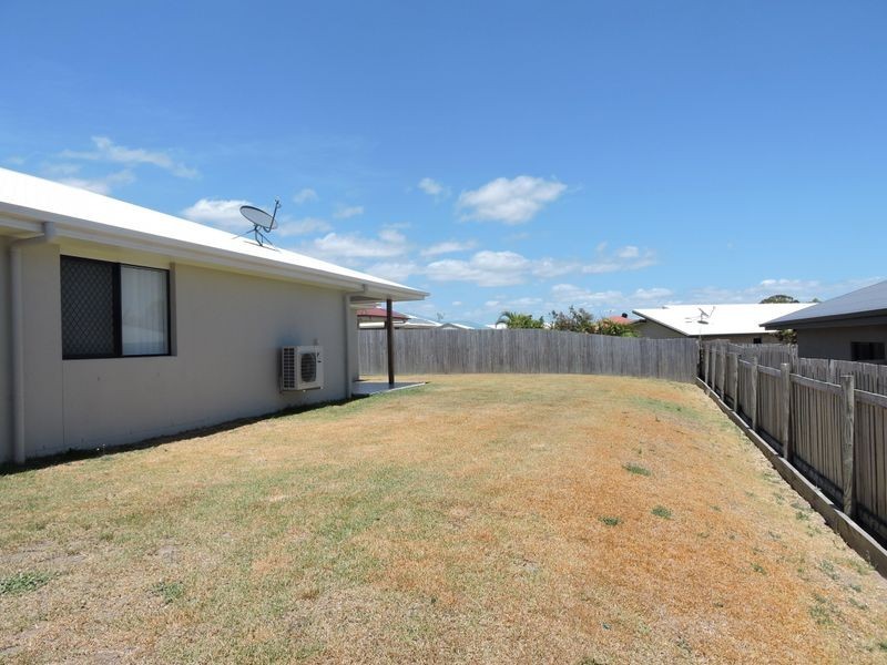 12 Hawkins Street, Bucasia QLD 4750