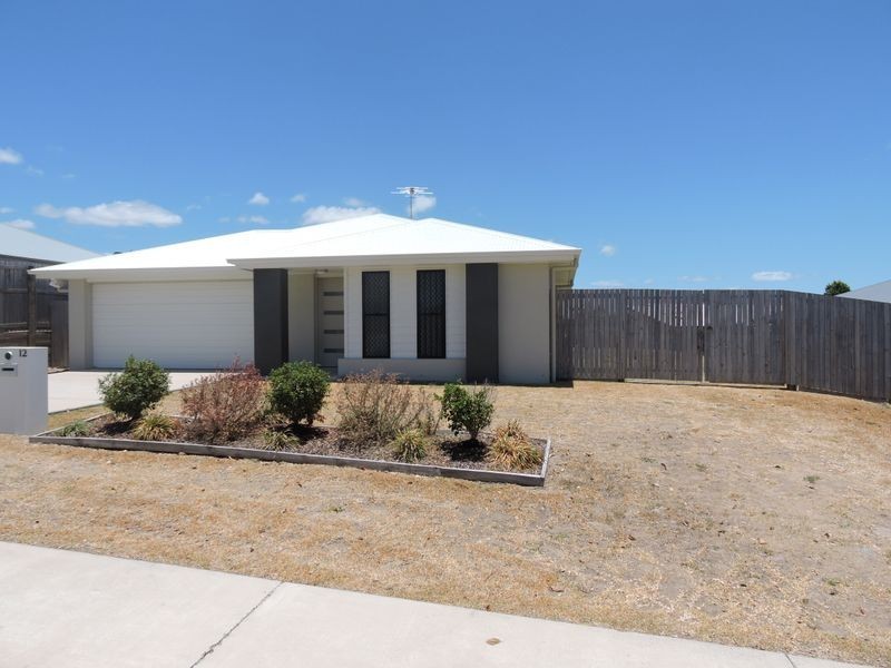 12 Hawkins Street, Bucasia QLD 4750