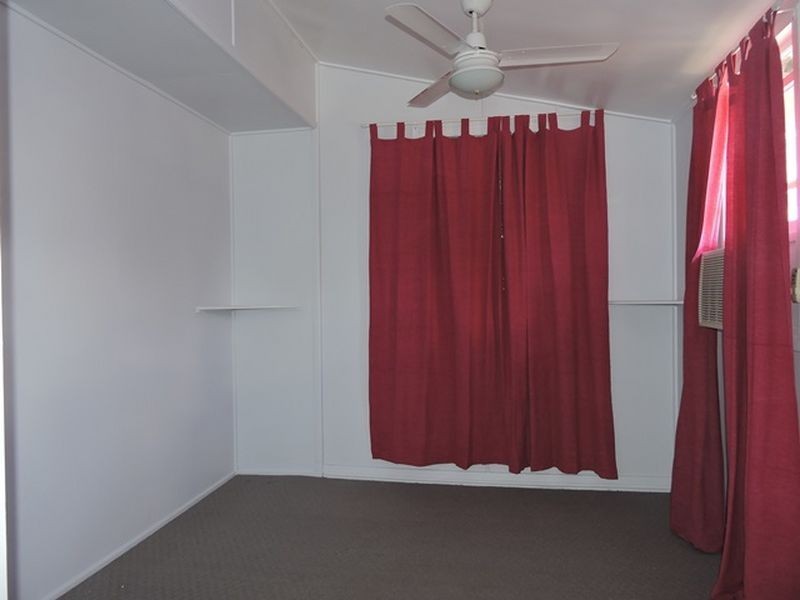10 Edmonds Street, Bucasia QLD 4750