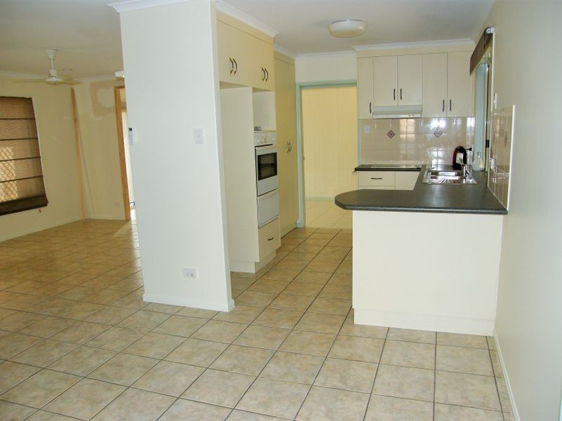 16 Seabreeze Court, Slade Point QLD 4740