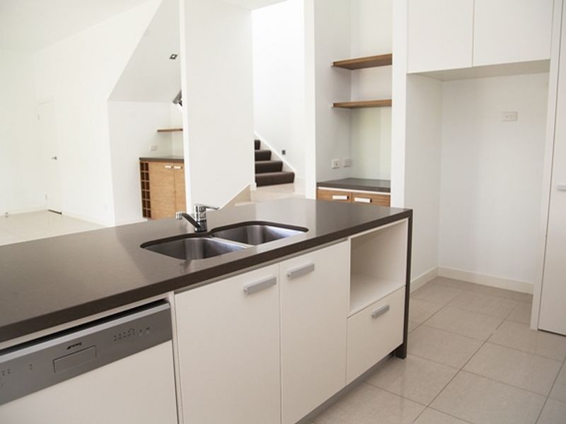 10/6-24 Belangason Way, Shoal Point QLD 4750