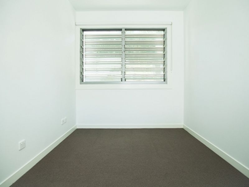 10/6-24 Belangason Way, Shoal Point QLD 4750