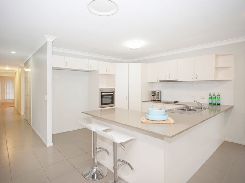 18 Whitehaven Drive, Blacks Beach QLD 4740