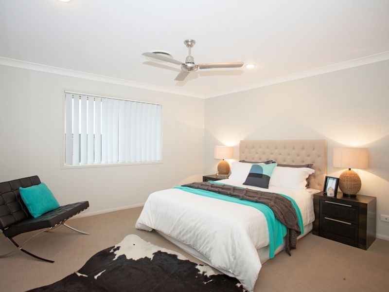18 Whitehaven Drive, Blacks Beach QLD 4740