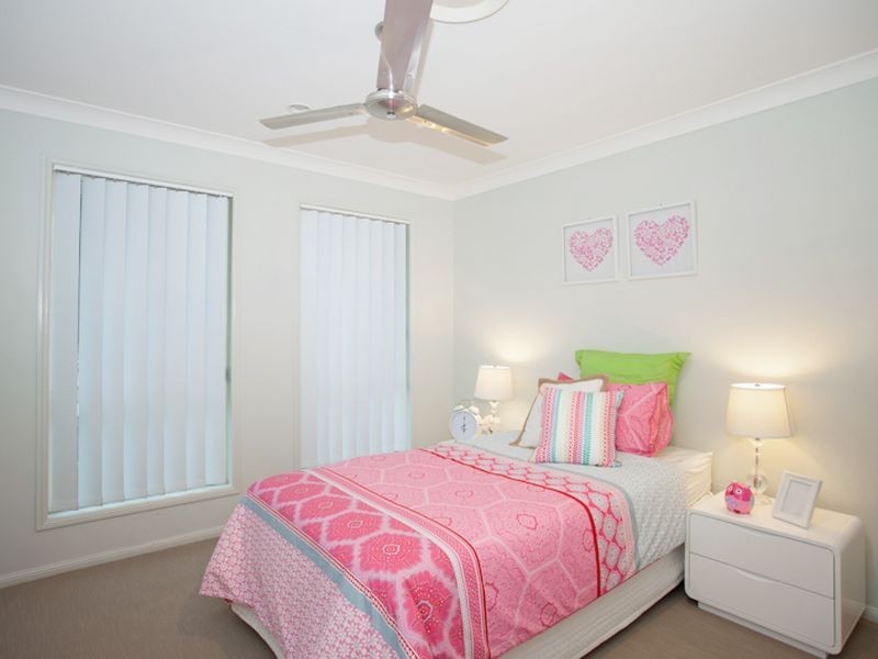 18 Whitehaven Drive, Blacks Beach QLD 4740
