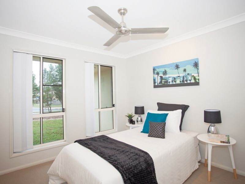18 Whitehaven Drive, Blacks Beach QLD 4740