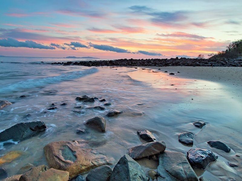 6 Beach Road, Dolphin Heads QLD 4740