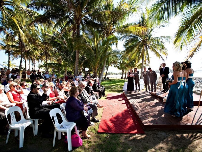 6 Beach Road, Dolphin Heads QLD 4740