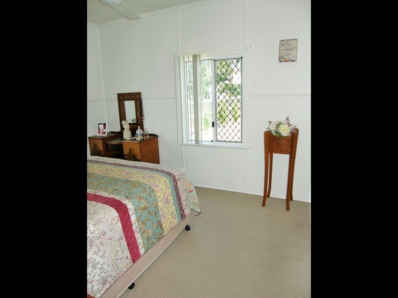 17 Paulette Street, West Mackay QLD 4740