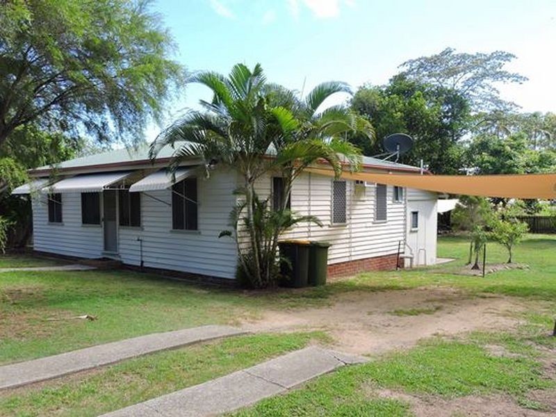 28 Waverley Street, Bucasia QLD 4750