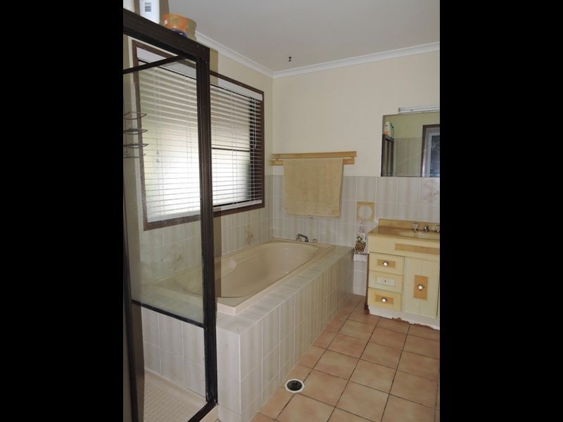 112 Shoal Point Road, Bucasia QLD 4750