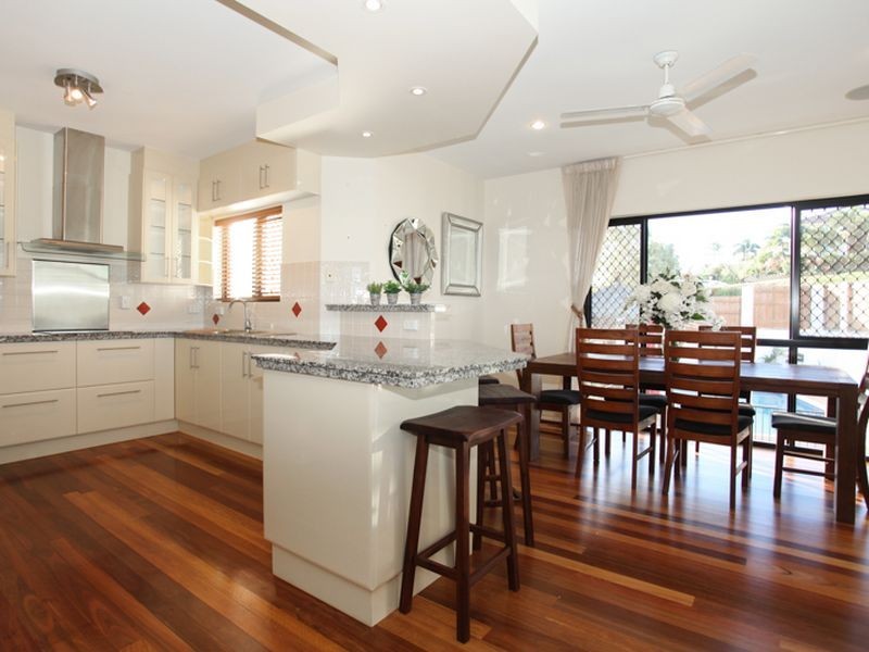4 Rainbow Crescent, Blacks Beach QLD 4740