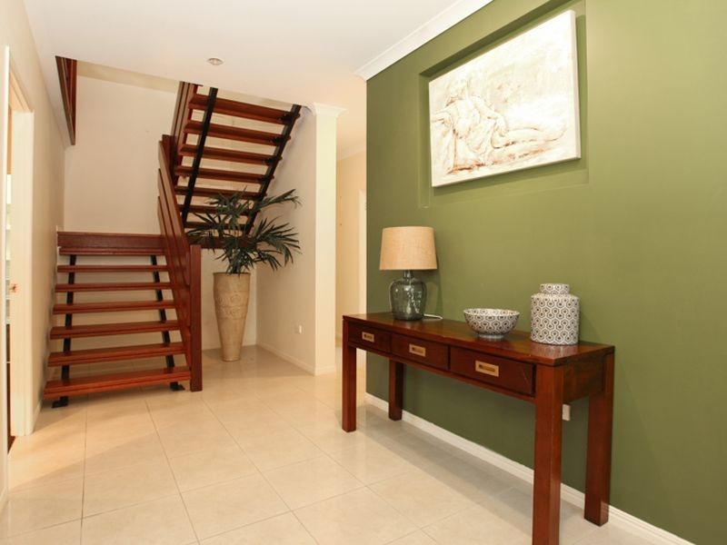 4 Rainbow Crescent, Blacks Beach QLD 4740