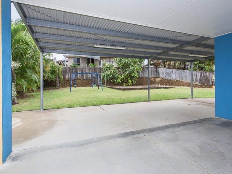 32 Barber Drive, Eimeo QLD 4740