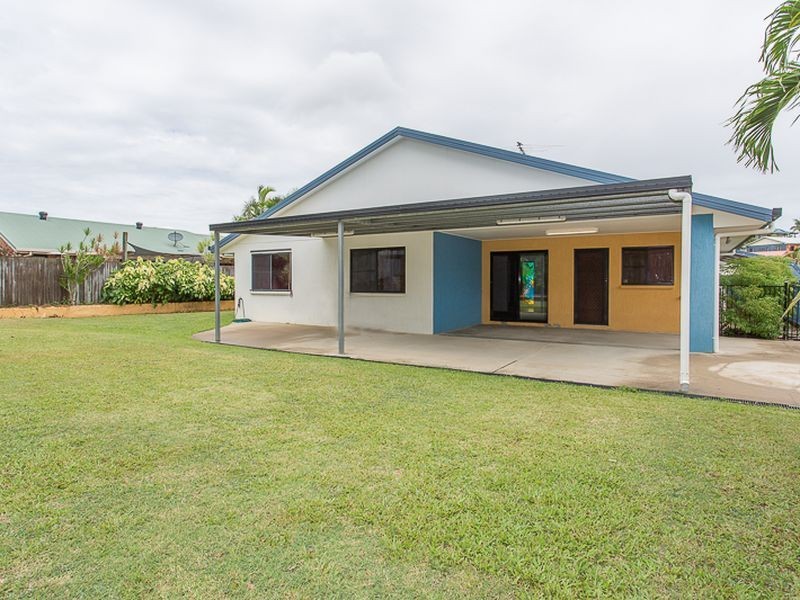 32 Barber Drive, Eimeo QLD 4740