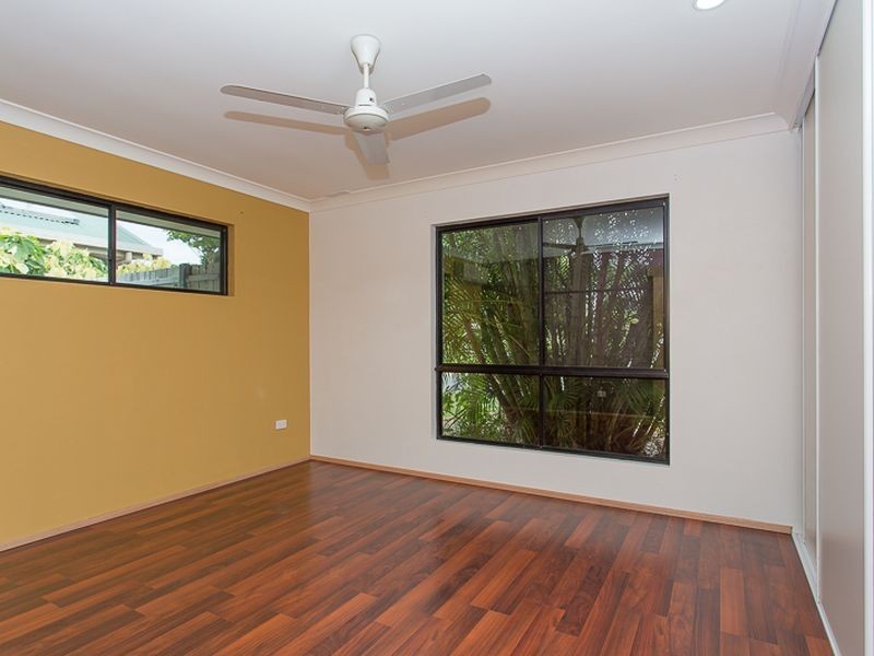 32 Barber Drive, Eimeo QLD 4740