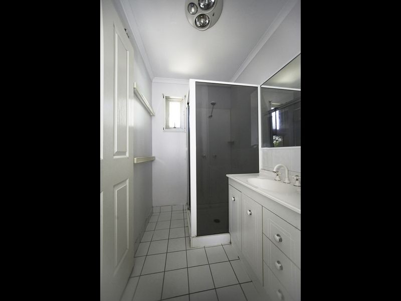 5 Magpie Street, Slade Point QLD 4740