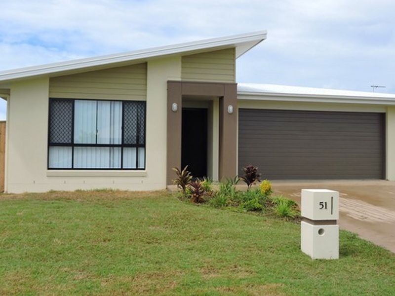 51 Commander Parade, Shoal Point QLD 4750
