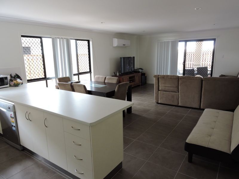 51 Commander Parade, Shoal Point QLD 4750
