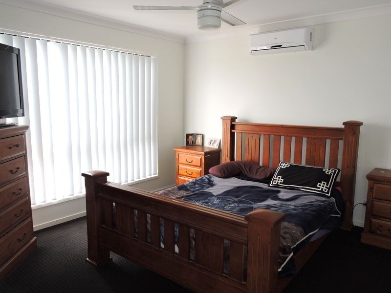51 Commander Parade, Shoal Point QLD 4750