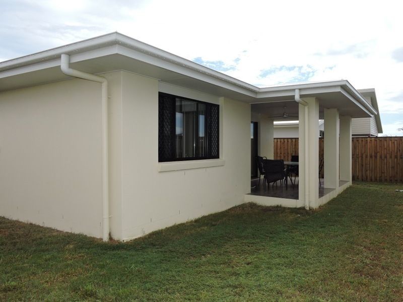 51 Commander Parade, Shoal Point QLD 4750