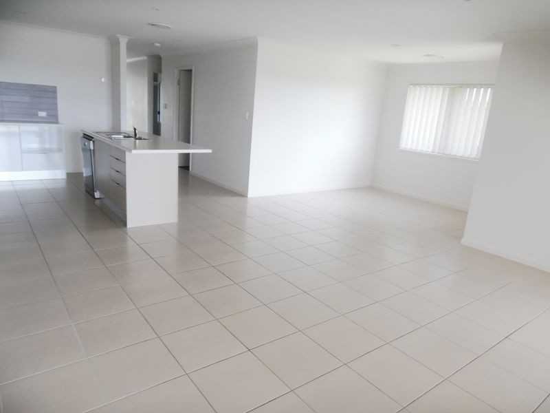 36 Avalon Drive, Rural View QLD 4740