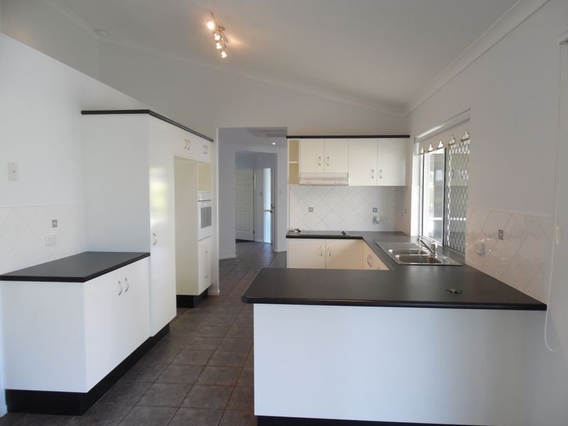 26 Busuttin Drive, Eimeo QLD 4740