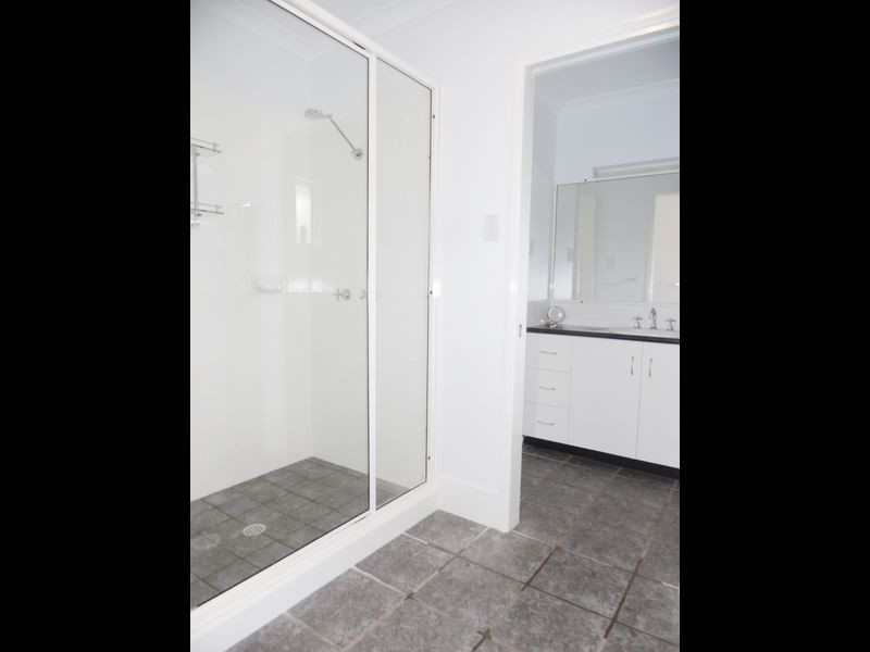 26 Busuttin Drive, Eimeo QLD 4740