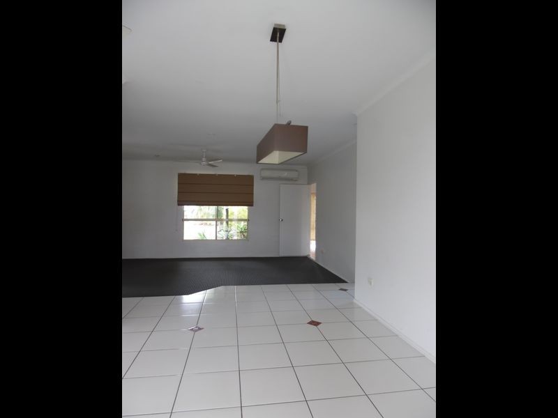 4 Ivy Street, Mirani QLD 4754
