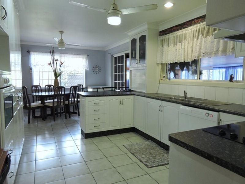 1 George Fordyce Drive, Rural View QLD 4740