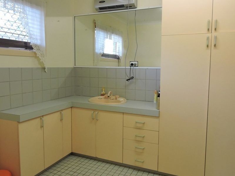 1 George Fordyce Drive, Rural View QLD 4740