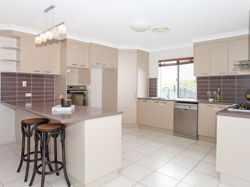 40 Cinnamon Drive, Glenella QLD 4740