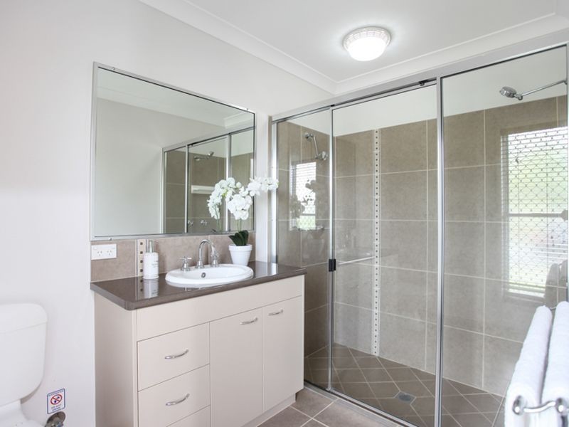 40 Cinnamon Drive, Glenella QLD 4740