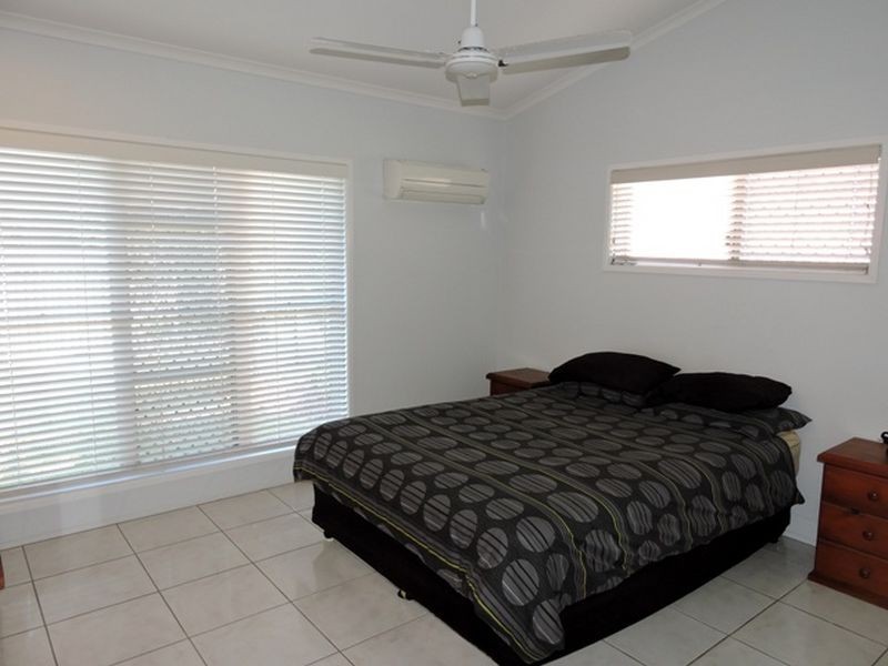 150 Waverley Street, Bucasia QLD 4750