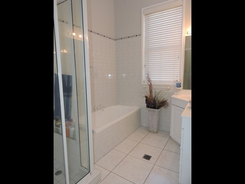 150 Waverley Street, Bucasia QLD 4750