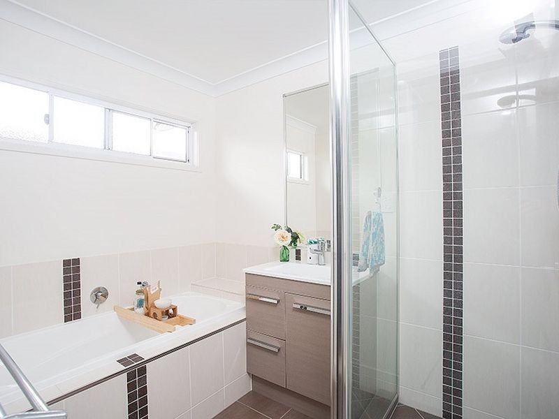 13 Sonoran Street, Rural View QLD 4740