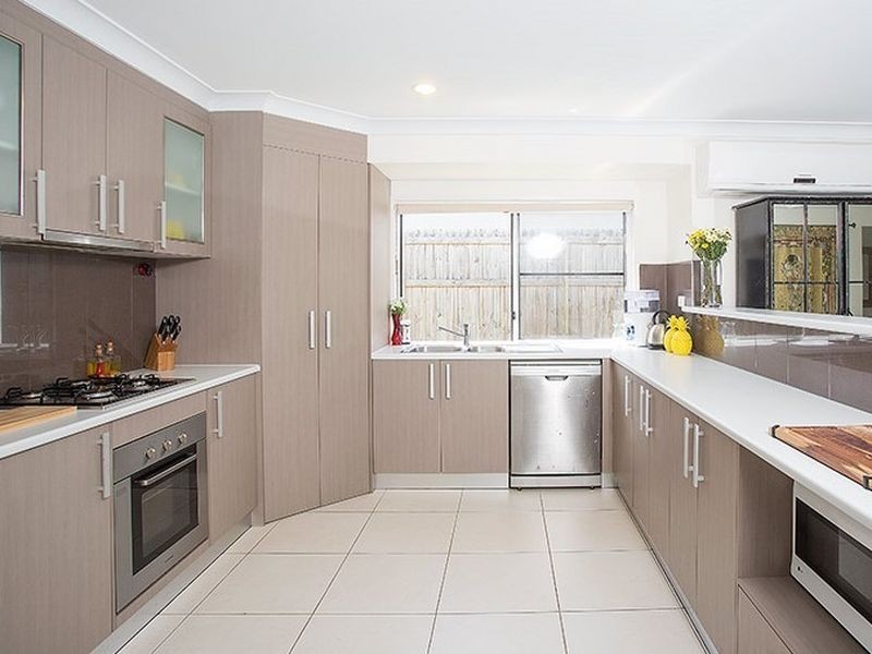 13 Sonoran Street, Rural View QLD 4740