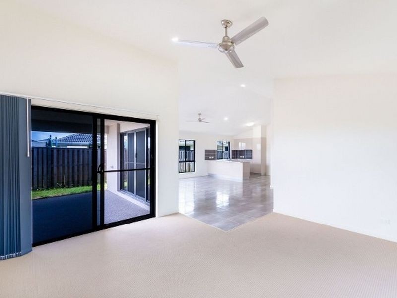 87 Royal Sands Bvd, Shoal Point QLD 4750
